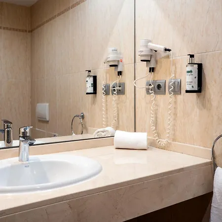 Medplaya Pirámide Otel 4*
